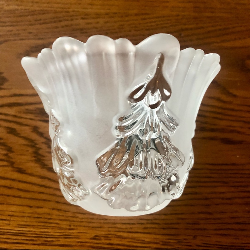 Mikasa Winter Dreams Frosted Crystal Christmas Tree Votive Candle Holder NEW - Picture 3 of 7